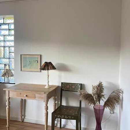 Casa de Férias Nice, Bright And Cozy Dwelling For 6-8 Persons *