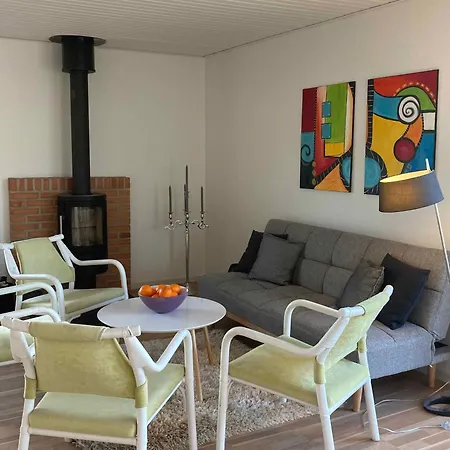 Nice, Bright And Cozy Dwelling For 6-8 Persons *