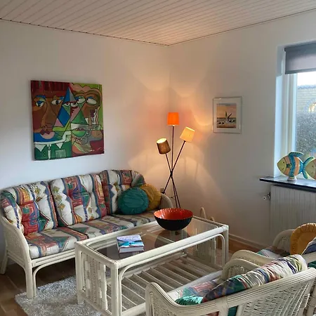 Nice, Bright And Cozy Dwelling For 6-8 Persons * Hjørring